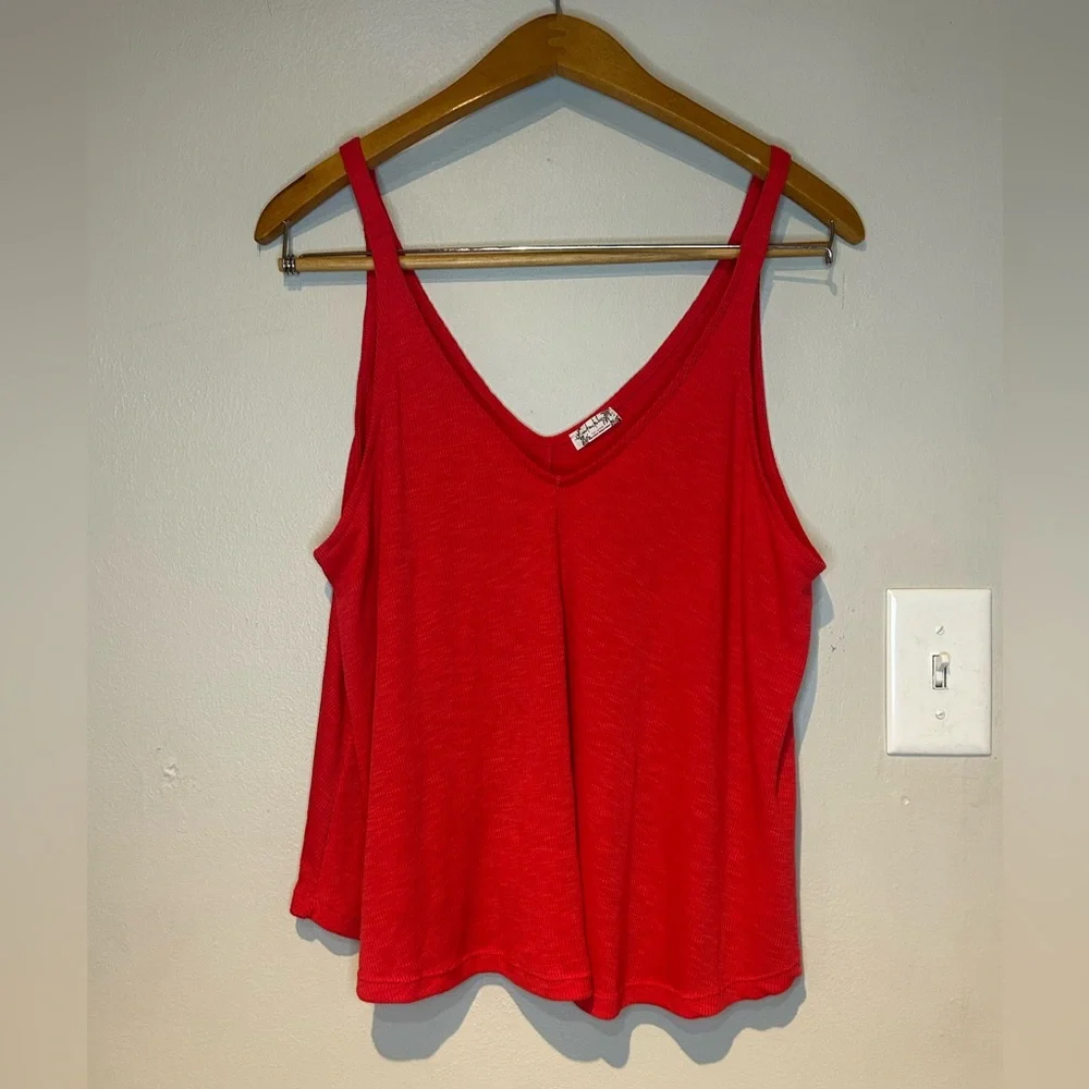 Women's Red Sleeveless Cami Comfy Casual Top - Picture 1 of 5